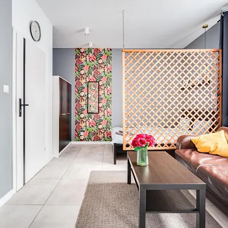 Apartman Monkey ~ 700m Main Square ~ Self Check-in 24h *